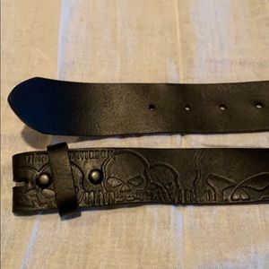 Harley-Davidson leather belt with skull pattern